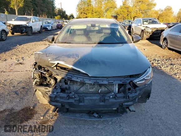 ✅ 2018 Buick Regal Essence • VIN: W04GV8SX4J1118762 • Lot: 86803805. Wystawiony na Copart z przebiegiem 117 349 mil. Bezpłatny archiwum sprzedaży aukcyjnych z USA i szczegółowy raport historii pojazdu na DreamBid. Zdjęcie 5.