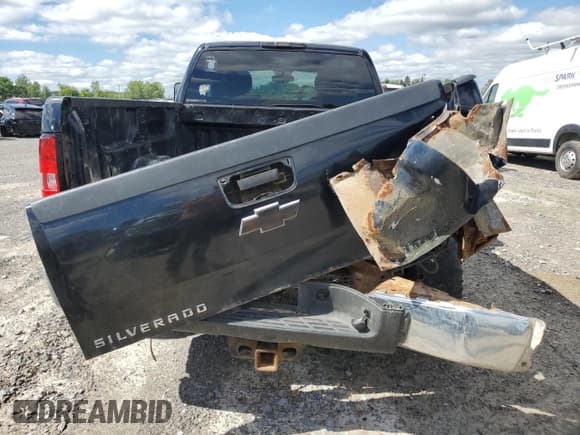 ✅ 2012 Chevrolet Silverado 2500HD LT • VIN: 1GC2KXCG7CZ333560 • Lot: 69133275. Wystawiony na Copart z przebiegiem 147 784 mil. Bezpłatny archiwum sprzedaży aukcyjnych z USA i szczegółowy raport historii pojazdu na DreamBid. Zdjęcie 6.