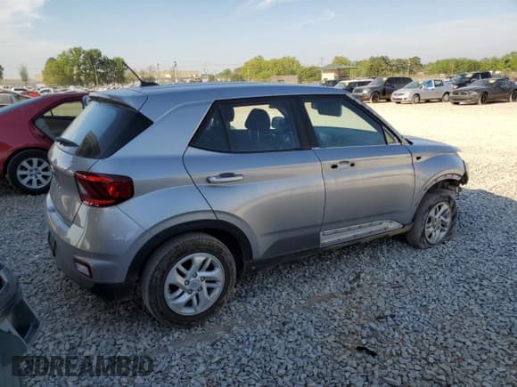 ✅ 2024 Hyundai Venue SE • VIN: KMHRB8A32RU339577 • Lot: 53594825. Listed on Copart with 10,405 mi. Free auction sales archive from the USA and detailed vehicle history report at DreamBid. Image 3.
