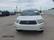 ✅ 2009 Toyota Highlander Limited • VIN: JTEEW44A292027003 • Лот: 42918690. Опубликован ранее на IAAI с пробегом 156 911 миль. Бесплатный доступ к архиву аукционных продаж из США и подробный отчёт об истории автомобиля на DreamBid. Изображение 12.