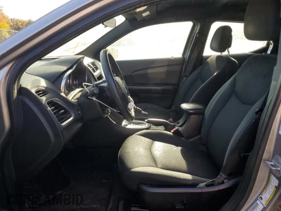 ✅ 2013 Dodge Avenger SE • VIN: 1C3CDZAB0DN712608 • Лот: 77006684. Опубликован ранее на Copart с пробегом 167 399 миль. Бесплатный доступ к архиву аукционных продаж из США и подробный отчёт об истории автомобиля на DreamBid. Изображение 7.