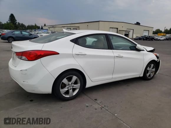 ✅ 2013 Hyundai Elantra GLS • VIN: 5NPDH4AE1DH306581 • Лот: 71294715. Опубликован ранее на Copart с пробегом 142 184 миль. Бесплатный доступ к архиву аукционных продаж из США и подробный отчёт об истории автомобиля на DreamBid. Изображение 3.