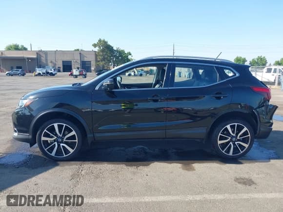 ✅ 2018 Nissan Rogue S • VIN: JN1BJ1CP3JW196022 • Lot: 42587752. Listed on IAAI with 77,639 mi. Free auction sales archive from the USA and detailed vehicle history report at DreamBid. Image 14.