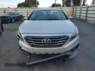 2015 Hyundai Sonata Sport с VIN 5NPE34AF0FH245464, выставлен на аукционе Copart как лот 90229915 с пробегом 152 471 миль миль и Списание • Salvage title. История ставок и продаж доступна на DreamBid. Изображение 5.