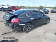 ✅ 2015 Nissan Altima S • VIN: 1N4AL3AP6FC470393 • Lot: 43307257. Wystawiony na IAAI z przebiegiem 210 534 mil. Bezpłatny archiwum sprzedaży aukcyjnych z USA i szczegółowy raport historii pojazdu na DreamBid. Zdjęcie 4.