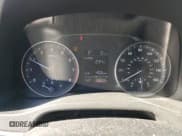 ✅ 2017 Hyundai Elantra SE • VIN: 5NPD74LFXHH101324 • Лот: 91118035. Опубликован ранее на Copart с пробегом 152 373 миль. Бесплатный доступ к архиву аукционных продаж из США и подробный отчёт об истории автомобиля на DreamBid. Изображение 9.