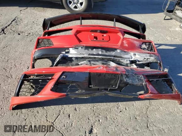 ✅ 2023 Chevrolet Corvette 2LT • VIN: 1G1YB2D49P5135246 • Lot: 89693965. Wystawiony na Copart z przebiegiem 33 482 mil. Bezpłatny archiwum sprzedaży aukcyjnych z USA i szczegółowy raport historii pojazdu na DreamBid. Zdjęcie 12.