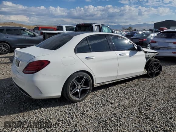 ✅ 2016 Mercedes-Benz C 450 AMG • VIN: 55SWF6EB0GU142509 • Lot: 81103345. Listed on Copart with 44,450 mi. Free auction sales archive from the USA and detailed vehicle history report at DreamBid. Image 3.