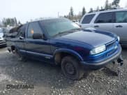 ✅ 2002 Chevrolet S-10 LS • VIN: 1GCCS14WX28227163 • Лот: 41765992. Опубликован ранее на IAAI с пробегом Не указан. Бесплатный доступ к архиву аукционных продаж из США и подробный отчёт об истории автомобиля на DreamBid. Изображение 1.