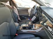 ✅ 2021 Audi Q7 Prestige • VIN: WA1VXBF71MD019988 • Lot: 80674615. Wystawiony na Copart z przebiegiem Nie podano. Bezpłatny archiwum sprzedaży aukcyjnych z USA i szczegółowy raport historii pojazdu na DreamBid. Zdjęcie 7.