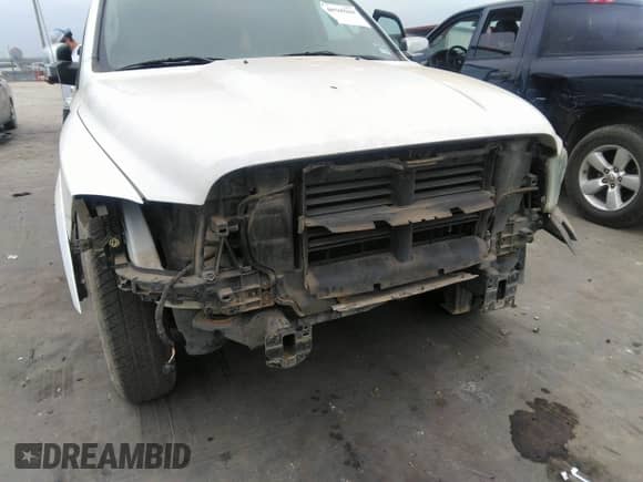 2017 Ram 1500 Laramie z VIN 1C6RR6NT0HS585415, wystawiony jako IAAI lot #40769269 z przebiegiem 133 057 mil mil oraz . Historia ofert i sprzedaży dostępna na DreamBid. Obrazek 6.