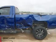 ✅ 2015 Chevrolet Silverado 2500HD Work Truck • VIN: 1GC0CUEG0FZ105243 • Lot: 41379638. Wystawiony na IAAI z przebiegiem 206 104 mil. Bezpłatny archiwum sprzedaży aukcyjnych z USA i szczegółowy raport historii pojazdu na DreamBid. Zdjęcie 6.