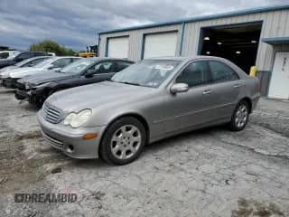 ✅ 2005 Mercedes-Benz C 240 • VIN: WDBRF81J45F640789 • Lot: 87399805. Listed on Copart with 225,746 mi. Free auction sales archive from the USA and detailed vehicle history report at DreamBid. Image 1.