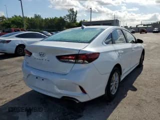 ✅ 2018 Hyundai Sonata SE • VIN: 5NPE24AFXJH682027 • Лот: 53957843. Опубликован ранее на Copart с пробегом 50 062 миль. Бесплатный доступ к архиву аукционных продаж из США и подробный отчёт об истории автомобиля на DreamBid. Изображение 3.
