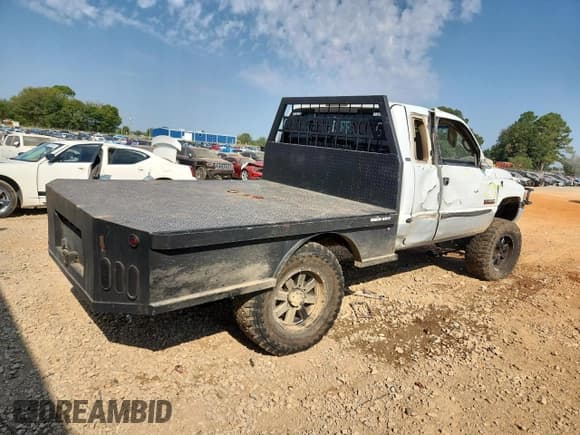 ✅ 1999 Dodge 2500 • VIN: 1B7KF2369XJ639551 • Лот: 80616115. Опубликован ранее на Copart с пробегом 216 208 миль. Бесплатный доступ к архиву аукционных продаж из США и подробный отчёт об истории автомобиля на DreamBid. Изображение 3.