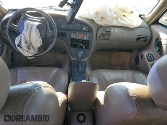 ✅ 1997 Pontiac Bonneville SE • VIN: 1G2HX52K3VH264224 • Lot: 88095495. Wystawiony na Copart z przebiegiem 133 932 mil. Bezpłatny archiwum sprzedaży aukcyjnych z USA i szczegółowy raport historii pojazdu na DreamBid. Zdjęcie 8.