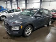 ✅ 2020 Hyundai Kona SE • VIN: KM8K12AA9LU579393 • Лот: 74125873. Опубликован ранее на Copart с пробегом 25 554 миль. Бесплатный доступ к архиву аукционных продаж из США и подробный отчёт об истории автомобиля на DreamBid. Изображение 1.