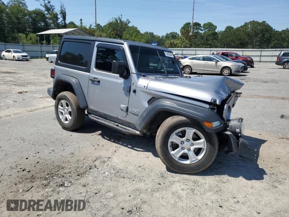 ✅ 2020 Jeep Wrangler Sport S • VIN: 1C4GJXAG8LW215563 • Lot: 70423945. Listed on Copart with 69,559 mi. Free auction sales archive from the USA and detailed vehicle history report at DreamBid. Image 4.