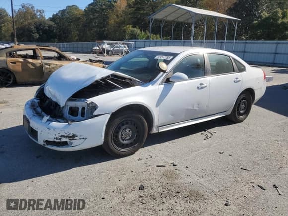 ✅ 2014 Chevrolet Impala Police Police • VIN: 2G1WD5E33E1169528 • Lot: 93267785. Wystawiony na Copart z przebiegiem 110 523 mil. Bezpłatny archiwum sprzedaży aukcyjnych z USA i szczegółowy raport historii pojazdu na DreamBid. Zdjęcie 1.