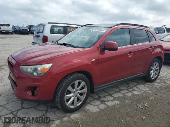 ✅ 2013 Mitsubishi Outlander SE • VIN: 4A4AP4AU0DE003796 • Lot: 82049645. Listed on Copart with 179,095 mi. Free auction sales archive from the USA and detailed vehicle history report at DreamBid. Image 1.