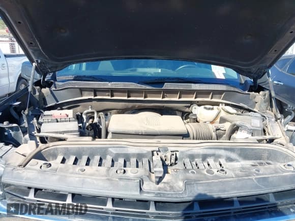 ✅ 2019 Chevrolet Silverado 1500 LT • VIN: 1GCUYDED8KZ244250 • Lot: 43399505. Listed on IAAI with 105,976 mi. Free auction sales archive from the USA and detailed vehicle history report at DreamBid. Image 10.