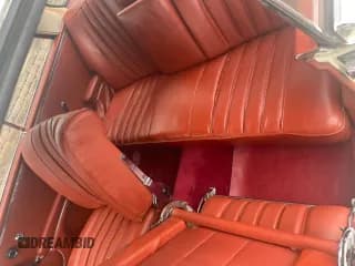 ✅ 1963 Mercedes-Benz 220 • VIN: 11102112051277 • Lot: 78331044. Wystawiony na Copart z przebiegiem 51 549 mil. Bezpłatny archiwum sprzedaży aukcyjnych z USA i szczegółowy raport historii pojazdu na DreamBid. Zdjęcie 6.