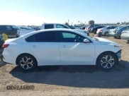 ✅ 2021 Kia Forte LXS • VIN: 3KPF24AD8ME374978 • Лот: 43536099. Опубликован ранее на IAAI с пробегом 31 836 миль. Бесплатный доступ к архиву аукционных продаж из США и подробный отчёт об истории автомобиля на DreamBid. Изображение 14.