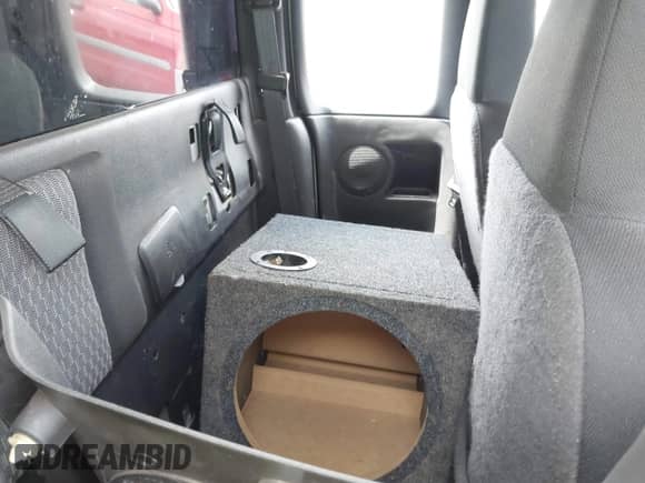 2008 Chevrolet Colorado 1LT z VIN 1GCCS19E288154279, wystawiony jako IAAI lot #42609253 z przebiegiem 193 517 mil mil oraz . Historia ofert i sprzedaży dostępna na DreamBid. Obrazek 8.