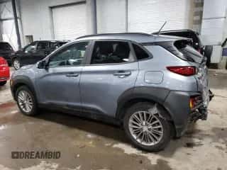 2020 Hyundai Kona SEL z VIN KM8K2CAA7LU568962, wystawiony jako Copart lot #39284803 z przebiegiem 16 721 mil mil oraz . Historia ofert i sprzedaży dostępna na DreamBid. Obrazek 2.
