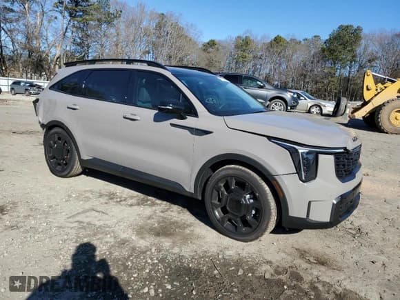 ✅ 2025 Kia Sorento X-Line EX • VIN: 5XYRHDJF4SG325645 • Lot: 41729565. Wystawiony na Copart z przebiegiem 344 mil. Bezpłatny archiwum sprzedaży aukcyjnych z USA i szczegółowy raport historii pojazdu na DreamBid. Zdjęcie 4.