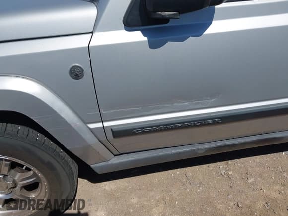 ✅ 2007 Jeep Commander Sport • VIN: 1J8HG48N77C547242 • Lot: 42820516. Listed on IAAI with 161,214 mi. Free auction sales archive from the USA and detailed vehicle history report at DreamBid. Image 6.