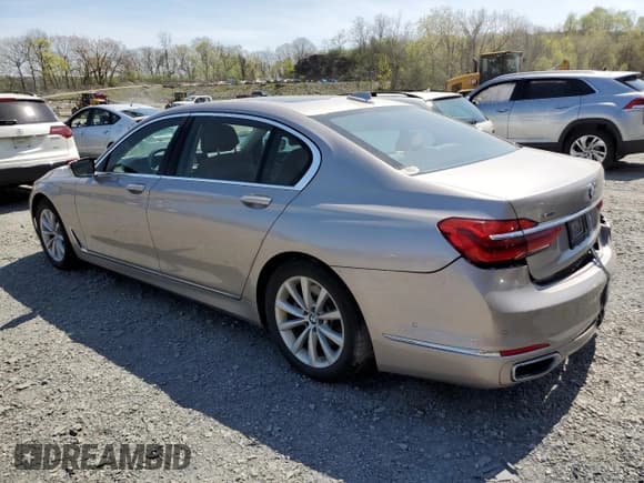 ✅ 2019 BMW 7 Series 740i xDrive • VIN: WBA7E4C50KGV70103 • Lot: 53019885. Listed on Copart with 66,862 mi. Free auction sales archive from the USA and detailed vehicle history report at DreamBid. Image 2.