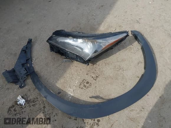 ✅ 2017 Lexus NX 200t • VIN: JTJBARBZ3H2139817 • Lot: 42003351. Listed on IAAI with 113,751 mi. Free auction sales archive from the USA and detailed vehicle history report at DreamBid. Image 12.