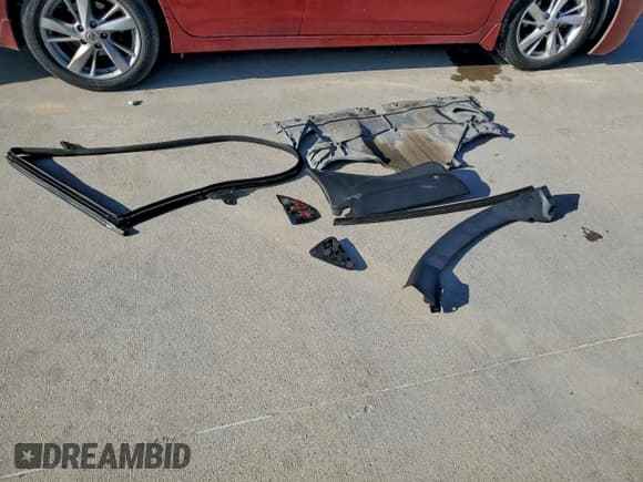 ✅ 2022 Tesla Model 3 Long Range • VIN: 5YJ3E1EB1NF341317 • Lot: 94724815. Wystawiony na Copart z przebiegiem 31 616 mil. Bezpłatny archiwum sprzedaży aukcyjnych z USA i szczegółowy raport historii pojazdu na DreamBid. Zdjęcie 12.