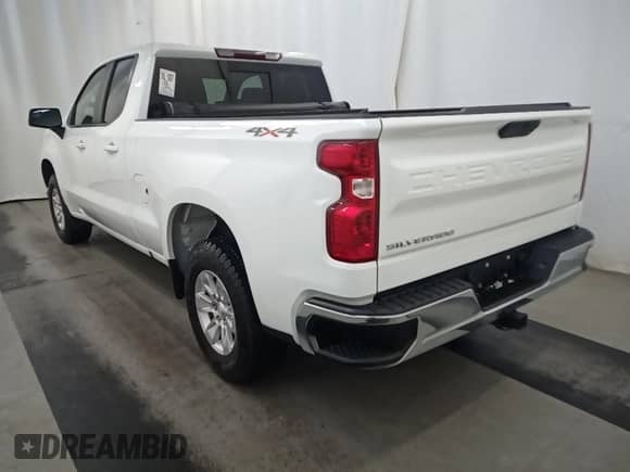 2020 Chevrolet Silverado 1500 LT z VIN 1GCRYDED6LZ296614, wystawiony jako IAAI lot #43077724 z przebiegiem 84 945 mil mil oraz . Historia ofert i sprzedaży dostępna na DreamBid. Obrazek 1.