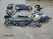 ✅ 2019 Land Rover Range Rover HSE • VIN: SALGS2RK8KA554580 • Lot: 41687285. Wystawiony na Copart z przebiegiem 74 247 mil. Bezpłatny archiwum sprzedaży aukcyjnych z USA i szczegółowy raport historii pojazdu na DreamBid. Zdjęcie 13.