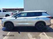 ✅ 2022 Mitsubishi Outlander SE • VIN: JA4J3UA84NZ078642 • Lot: 43045693. Listed on IAAI with 52,929 mi. Free auction sales archive from the USA and detailed vehicle history report at DreamBid. Image 14.