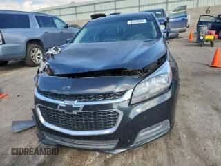 2015 Chevrolet Malibu LS z VIN 1G11B5SL9FF285640, wystawiony jako Copart lot #82276285 z przebiegiem 137 727 mil mil oraz Szkoda całkowita • Salvage title. Historia ofert i sprzedaży dostępna na DreamBid. Obrazek 5.