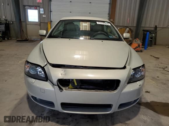✅ 2006 Volvo C70 • VIN: YV1MC68276J005078 • Lot: 71112204. Wystawiony na Copart z przebiegiem 115 936 mil. Bezpłatny archiwum sprzedaży aukcyjnych z USA i szczegółowy raport historii pojazdu na DreamBid. Zdjęcie 5.