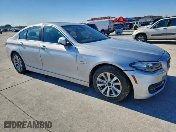 ✅ 2014 BMW 5 Series 528i • VIN: WBA5A5C50ED509932 • Lot: 95218595. Wystawiony na Copart z przebiegiem 108 483 mil. Bezpłatny archiwum sprzedaży aukcyjnych z USA i szczegółowy raport historii pojazdu na DreamBid. Zdjęcie 4.