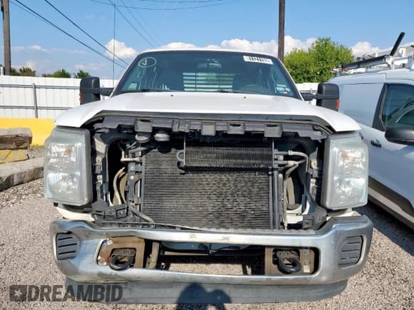 ✅ 2016 Ford F-250 XL • VIN: 1FT7W2A67GEA57563 • Lot: 81121155. Wystawiony na Copart z przebiegiem 281 521 mil. Bezpłatny archiwum sprzedaży aukcyjnych z USA i szczegółowy raport historii pojazdu na DreamBid. Zdjęcie 5.