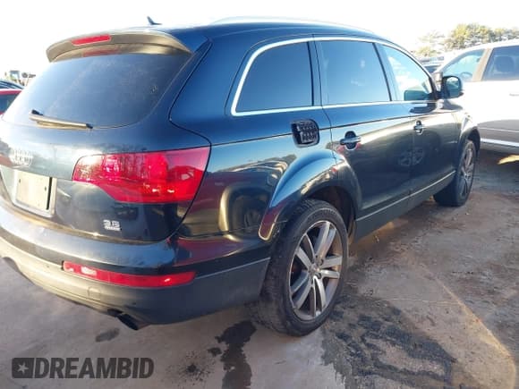 ✅ 2009 Audi Q7 • VIN: WA1AY74L09D023868 • Лот: 41308776. Опубликован ранее на IAAI с пробегом 176 541 миль. Бесплатный доступ к архиву аукционных продаж из США и подробный отчёт об истории автомобиля на DreamBid. Изображение 4.