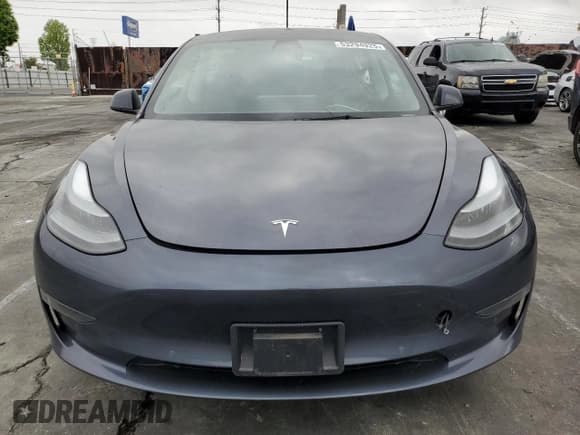 ✅ 2022 Tesla Model 3 • VIN: 5YJ3E1EA0NF375126 • Lot: 53294925. Listed on Copart with 28,318 mi. Free auction sales archive from the USA and detailed vehicle history report at DreamBid. Image 5.