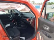 ✅ 2018 Jeep Renegade Sport • VIN: ZACCJBAB3JPH53653 • Лот: 42167863. Опубликован ранее на IAAI с пробегом 108 492 миль. Бесплатный доступ к архиву аукционных продаж из США и подробный отчёт об истории автомобиля на DreamBid. Изображение 5.