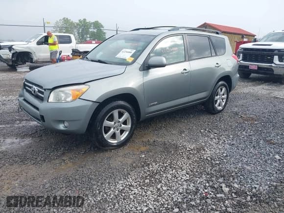 ✅ 2008 Toyota RAV4 Limited • VIN: JTMBD31V386076023 • Lot: 42256880. Listed on IAAI with 200,495 mi. Free auction sales archive from the USA and detailed vehicle history report at DreamBid. Image 2.