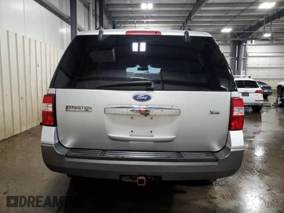 ✅ 2011 Ford Expedition XLT • VIN: 1FMJU1H5XBEF34798 • Lot: 90423585. Listed on Copart with 97,993 mi. Free auction sales archive from the USA and detailed vehicle history report at DreamBid. Image 6.