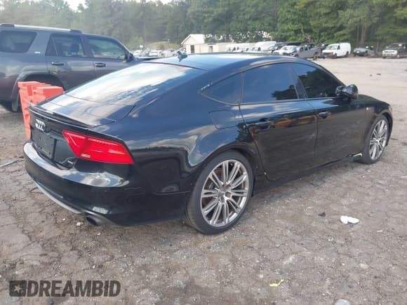 ✅ 2012 Audi A7 Prestige • VIN: WAU2GAFC4CN034619 • Lot: 42868003. Listed on IAAI with 147,084 mi. Free auction sales archive from the USA and detailed vehicle history report at DreamBid. Image 4.