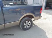 ✅ 2004 Ford F-150 XLT • VIN: 1FTPX14534NC28685 • Lot: 42117324. Wystawiony na IAAI z przebiegiem 171 627 mil. Bezpłatny archiwum sprzedaży aukcyjnych z USA i szczegółowy raport historii pojazdu na DreamBid. Zdjęcie 13.