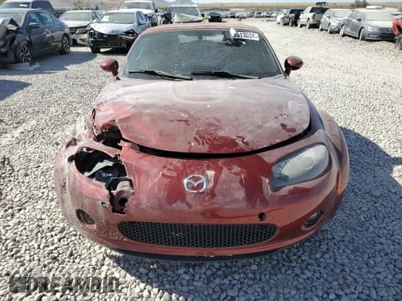 ✅ 2008 Mazda MX-5 Miata Grand Touring • VIN: JM1NC25F180141015 • Lot: 75513084. Listed on Copart with 39,387 mi. Free auction sales archive from the USA and detailed vehicle history report at DreamBid. Image 5.