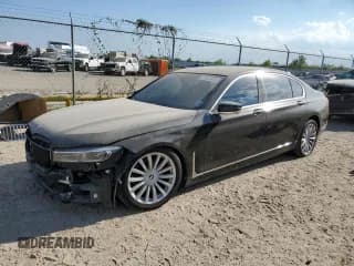 ✅ 2022 BMW 7 Series 740i xDrive • VIN: WBA7T4C07NCH70453 • Lot: 71671304. Listed on Copart with 44,673 mi. Free auction sales archive from the USA and detailed vehicle history report at DreamBid. Image 1.